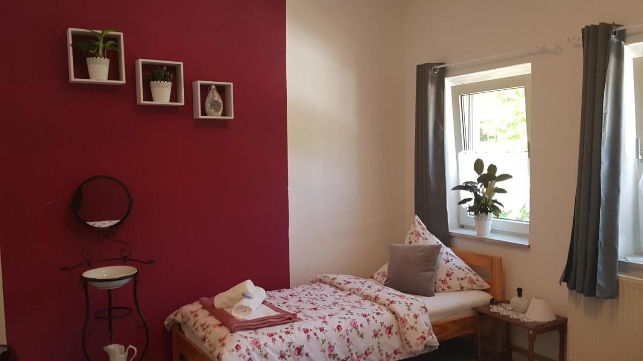 Gasthaus Alter Bahnhof Hotel Metzdorf Kültér fotó