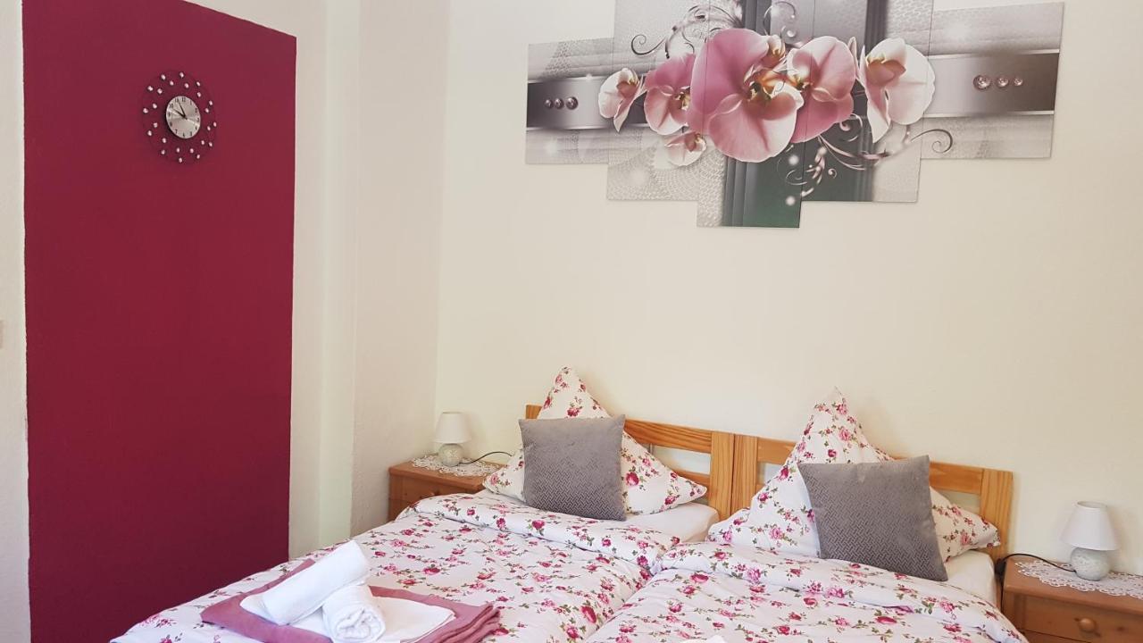 Gasthaus Alter Bahnhof Hotel Metzdorf Kültér fotó
